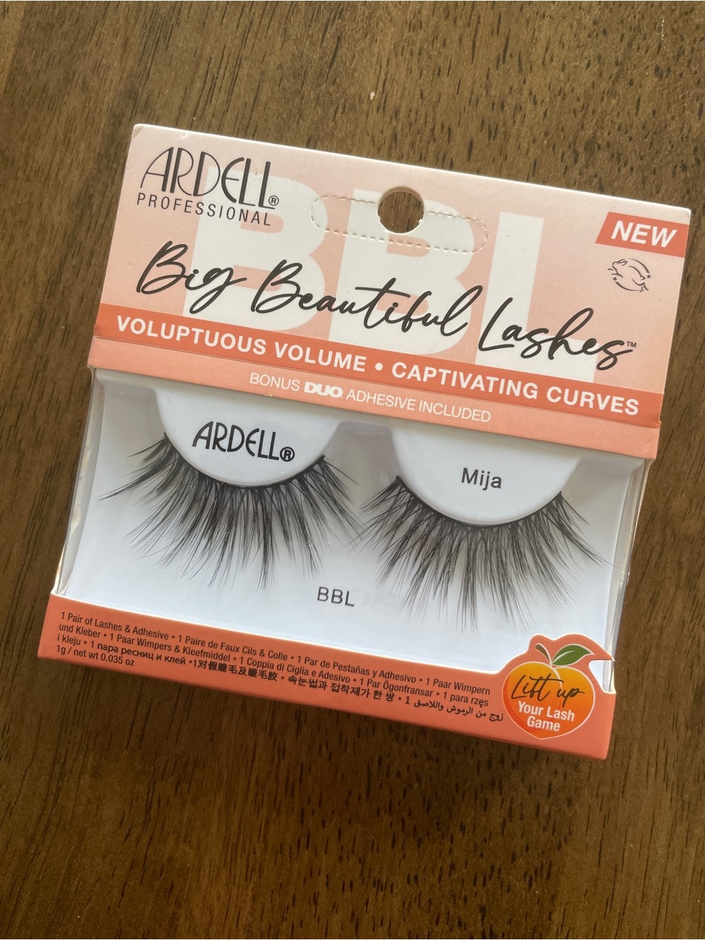 Ardell Big Beautiful Lashes - Mija Flared Voluminous Dramatic with DUO Adhesive